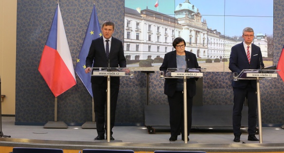 Vláda schválila návrh nového zákona o hromadném řízení, který má spotřebitelům umožnit se kolektivně bránit, 24. února 2020.