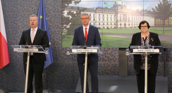 Vláda na jednání v pondělí 15. července 2019 schválila například návrh novely zákona o bankách. 