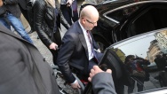 Předseda vlády Bohuslav Sobotka strávil pracovní den na invalidním vozíku, 24. dubna 2015.