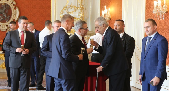 Předseda vlády uvedl do funkce nového ministra kultury Lubomíra Zaorálka, 27. srpna 2019.
