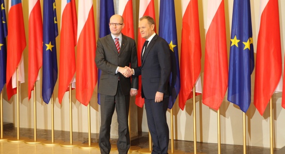 Předseda vlády navštívil ve středu 5. března 2014 Varšavu, kde se setkal s premiérem Tuskem.