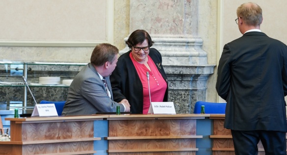 Rada vlády pro koordinaci boje s korupcí řešila mimo jiné stav přípravy protikorupční legislativy, 16. července 2019.