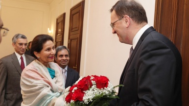 On Thursday 1 November, Czech Prime Minister Petr Nečas received Mrs Preneet Kaur, India's Minister of State for External Affairs.
