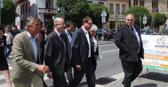 Předseda vlády Bohuslav Sobotka v rámci svých pravidelných cest do regionů navštívil 26. května 2014 Středočeský kraj
