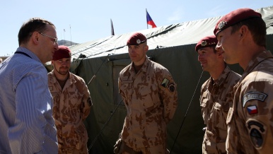 Prime Minister spends weekend with Czech soldiers in Afghanistan, 14th April 2013