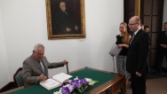 Prezident Miloš Zeman se v pondělí 21. července 2014 zúčastnil jednání kabinetu premiéra Bohuslava Sobotky v sídle Úřadu vlády.
