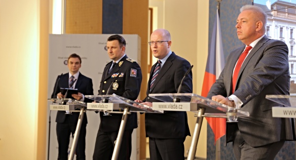 Tisková konference k aktuálním událostem v Berlíně a bezpečnostní situaci v ČR, 20. prosince 2016.