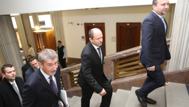 Předseda vlády Andrej Babiš uvedl Jiřího Milka do funkce ministra zemědělství, 18. prosince 2017.