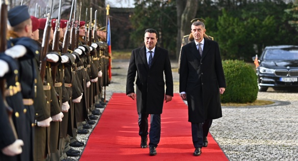 Premiér Andrej Babiš přijal premiéra Republiky Severní Makedonie, 17. prosince 2019.