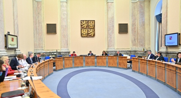 Mimořádné jednání vlády 15.3.