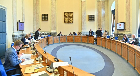 Jednání vlády