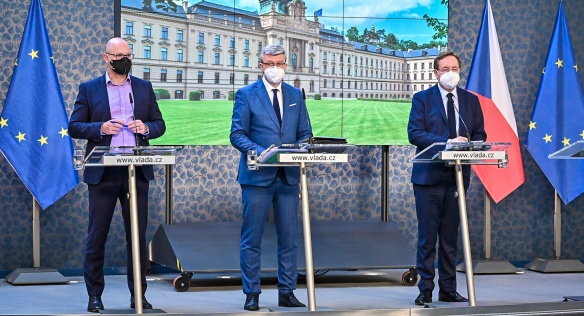 Press conference after the extraordinary meeting of the government, 29 April 2021.