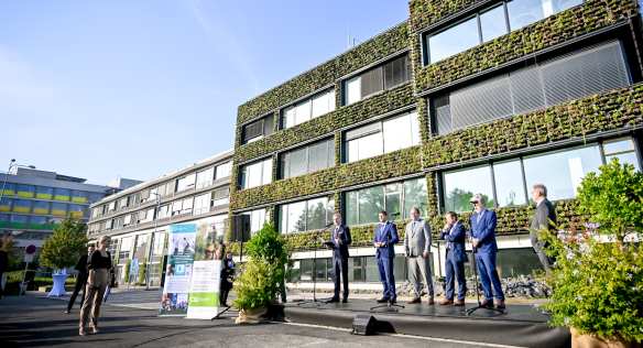 Premiér Fiala otevřel novou budovu Fakulty životního prostředí ČZU