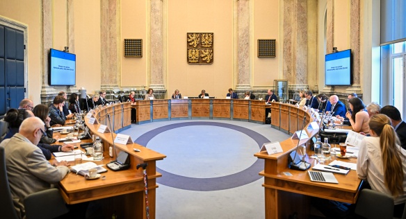 Ve Strakově akademii zasedla Rada vlády pro koordinaci politiky v oblasti závislostí, 17. dubna 2026.