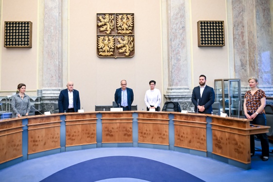 Rada pro výzkum, vývoj a inovace na úvod zasedání uctila minutou ticha památku zesnulého českého psychiatra prof. Cyrila Höschla, 25. dubna 2025.