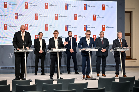 Premiér Andrej Babiš na tiskové konferenci shrnul hlavní výstupy z jednání Národní koalice proti suchu, 12. října 2026.