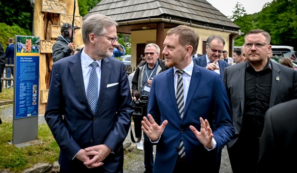 Premiér Petr Fiala a ministerský předseda Svobodného státu Sasko Michael Kretschmer na návštěvě muzea v Annaberg-Buchholzu, 2. července 2024.