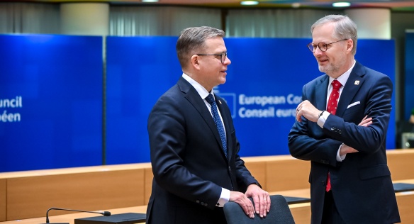 Předseda vlády Petr Fiala na tiskové konferenci po konci jednání Evropské rady, 15. prosince 2023.