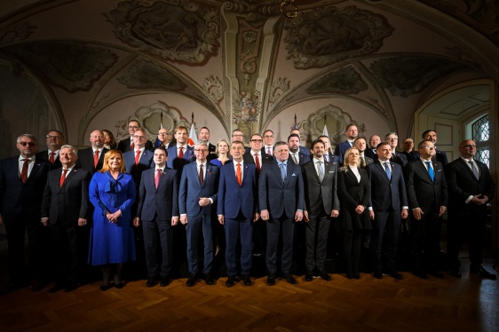 Premiéři A. Babiš a R. Fico podepisují Memorandum o prohloubené spolupráci mezi vládou České republiky a vládou Slovenské republiky, 31. března 2026.