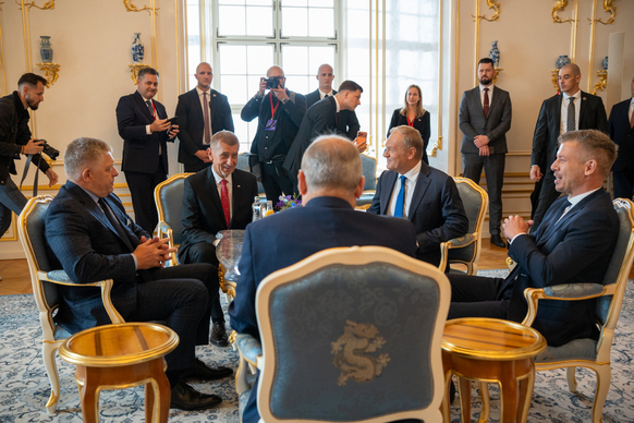 Prime Minister Andrej Babiš attended a meeting of the prime ministers of the Visegrád Group countries and Ireland at Bratislava Castle on September 10, 2026.