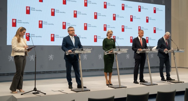 Premiér Andrej Babiš na tiskové konferenci okomentoval nejdůležitější body jednání vlády, 20. dubna 2026.