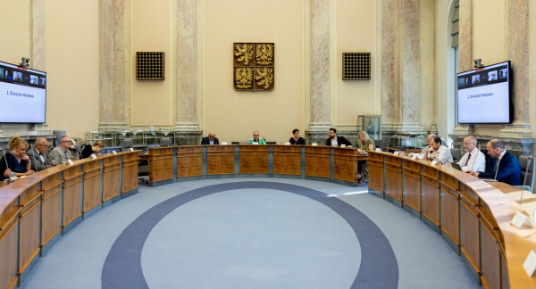 Ve Strakově akademii se konalo další zasedání Rady pro výzkum, vývoj a inovace, 27. června 2025.