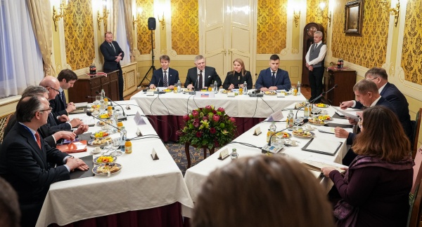 Jednání lídrů zemí Slavkovského formátu, českého premiéra A. Babiše, slovenského premiéra R. Fica a rakouského kancléře Ch. Stockera, 10. února 2026.