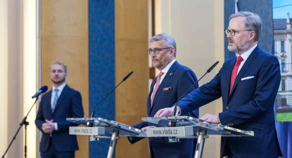 Premiér Fiala uvedl do funkce ministra školství Beka a ministra pro evropské záležitosti Dvořáka