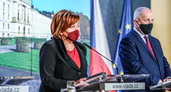 Vláda chce prodloužit zrušení povinnosti používat EET do konce roku 2022 a vyplatit kompenzační bonus pro drobné živnostníky