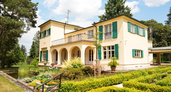 This year, the Beneš Villa will offer those interested in a tour extended opening hours from Tuesday to Sunday from 9 a.m. to 4 p.m., 30 April 2025.