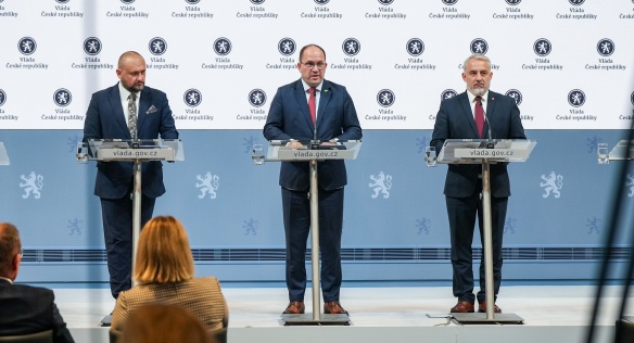 Vládu na tiskové konferenci po tripartitě zastupoval ministr zemědělství Marek Výborný, 15. října 2024.