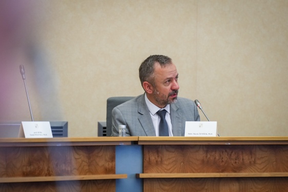 Rada pro výzkum, vývoj a inovace schválila Metodiku hodnocení výzkumných organizací 2025+