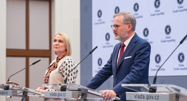 Premiér Petr Fiala na tiskové konferenci shrnul nejdůležitější body jednání vlády, 11. června 2025.