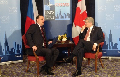Prime Minister Petr Nečas has met with his Canadian counterpart Stephen Harper in Chicago prior to the NATO summit on 20th May 2012.
