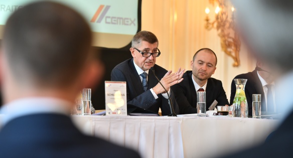 Premiér A. Babiš v pondělí 26. listopadu 2018 vystoupil na Setkání lídrů českého stavebnictví v Rudolfově galerii na Pražském hradě