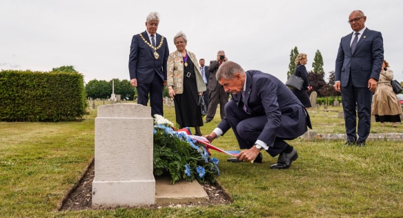 V britském Portsmouthu proběhly za účasti premiéra Andreje Babiše oslavy 75. výročí vylodění spojenců v Normandii, 5. června 2019.