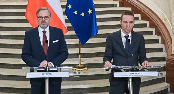 Tisková konference premiéra Petra Fialy a ministra pro místní rozvoj Ivana Bartoše po bilanční návštěvě, 20. prosince 2022.