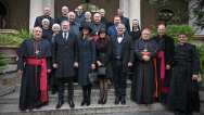 Premiér Petr Fiala se ve Vatikánu zúčastnil pohřbu emeritního papeže Benedikta XVI.