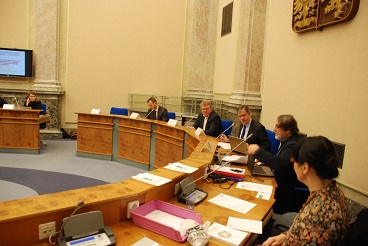 Rada vlády pro národnostní menšiny řešila změny ve vysílání České televize