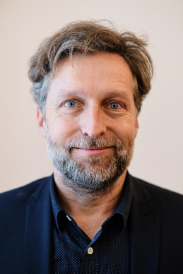 Mgr. BcA. Erik Čipera