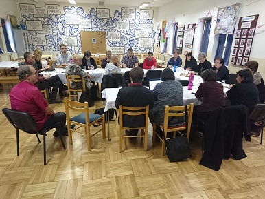 Členové delegace z romské Rady a pracovníků Kanceláře Rady se ve Vesničce soužití setkali se zástupci ostravského magistrátu a městských část