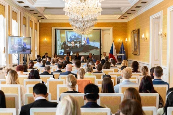 Konference Psychomodulační látky: současné trendy v regulaci nových psychoaktivních látek 2025 - fotografie