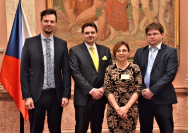 Memorandum podepsali (zleva): Vladimír Dzurilla (RVIS), Zbyněk Smetana (ÚV ČR), Milena Jabůrková (SP ČR) a Petr Očko (MPO)
