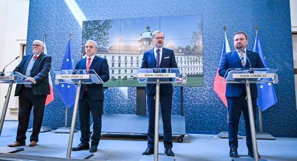 Tisková konference po jednání tripartity, 12. dubna 2022.