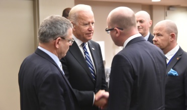 Premier Sobotka and Foreign Minister Zaorálek met with U.S. Vice President Biden, 29 September 2015.