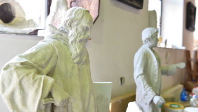 Práce žáků Střední průmyslové školy kamenické a sochařské v Hořicích.