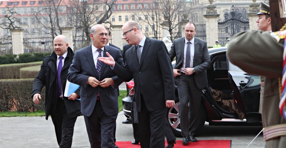 Prime Minister Bohuslav Sobotka met with the Director General of the OECD Angel Gurría at the Straka Academy on 18 March 2014.