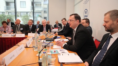 Premiér Petr Nečas vystoupil na zasedání České konference rektorů, 17. února 2012