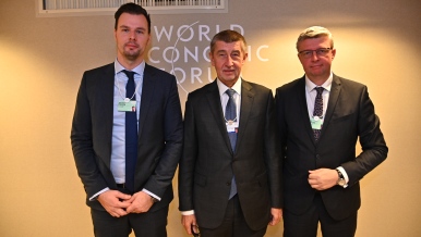 Andrej Babiš with members of the delegation Vladimir Dzurilla and Karel Havlicek, 25 January 2019.