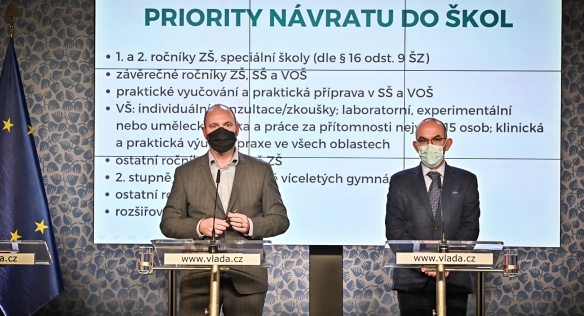 Press conference after the extraordinary government meeting, 30 October 2020.